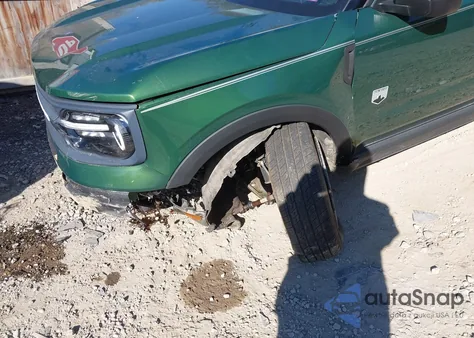 2023 Ford Bronco Sport Big Bend z USA, uszkodzony, nr VIN 3FMCR9B6XPRD85615